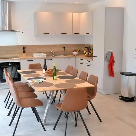 Holiday home De Munt'z Spa, Sauna, Piscine, Proche De Colmar Muntzenheim